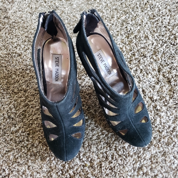 Steve Madden Heels - Picture 1 of 4